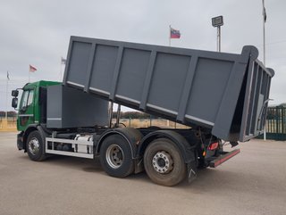 Volvo FE 320-CAMIONES BASULANTES