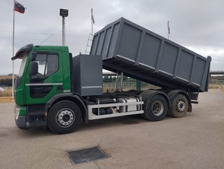 Volvo FE 320-CAMIONES BASULANTES