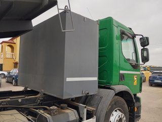 Volvo FE 320-CAMIONES BASULANTES