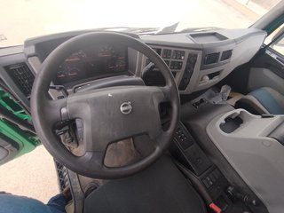Volvo FE 320-CAMIONES BASULANTES