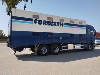 Scania R 490-CAMIONES GANADEROS