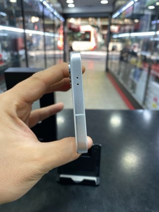 Samsung Galaxy S24 128GB Gris