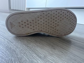 Zapatillas niño Adidas blancas