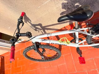 Bicicleta Infantil B'Twin Blanca Tarragona