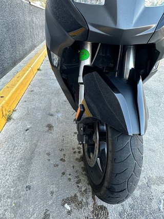 BMW C650 Sport Maxi Scooter Negra