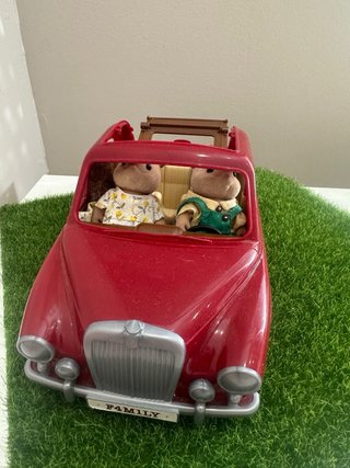 Coche rojo y carrito Sylvanian Families