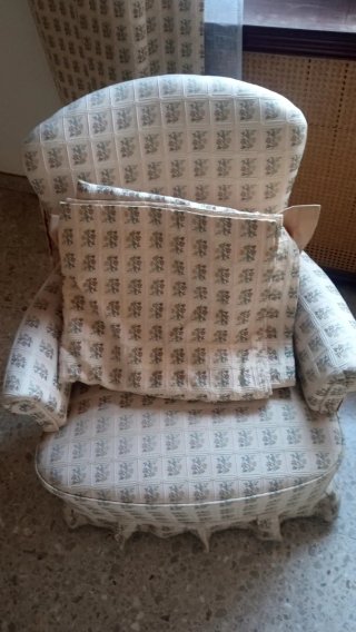 2 Descalzadoras y Cortina Estampada