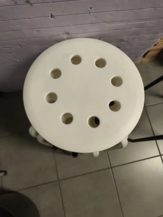 Taburetes Ikea Negro y Blanco