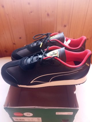 Zapatillas Puma Ferrari Negras y Rojas