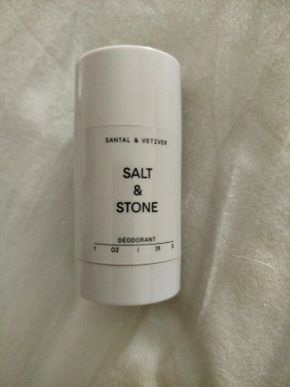 Desodorante Salt & Stone Santal & Vetiver