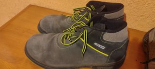 Zapatos y Botas de Trabajo