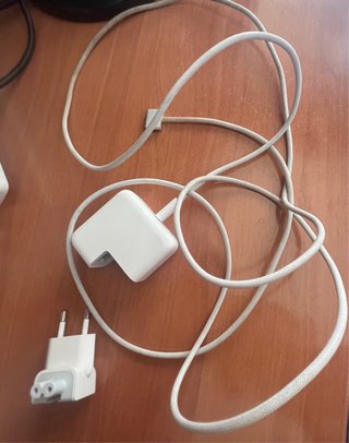 Cargador Apple MacBook: adaptador USB-C 35W +cable