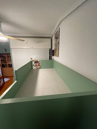 Litera de madera con cajones, de 1.40m y 0.90m.