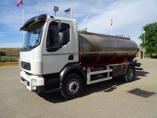 Volvo FL 260-CAMIONES CISTERNAS