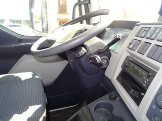 Volvo FL 260-CAMIONES CISTERNAS