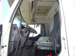 Volvo FL 260-CAMIONES CISTERNAS