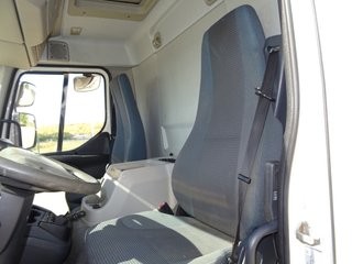 Volvo FL 260-CAMIONES CISTERNAS