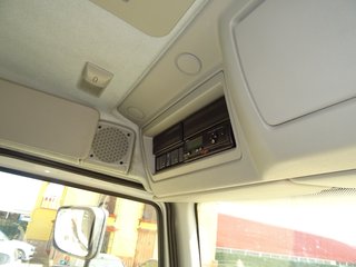 Volvo FL 260-CAMIONES CISTERNAS