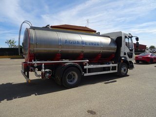 Volvo FL 260-CAMIONES CISTERNAS