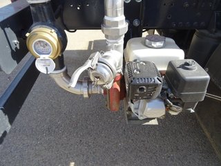 Volvo FL 260-CAMIONES CISTERNAS