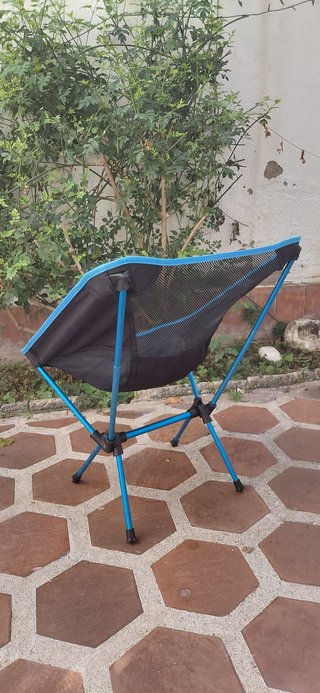 Silla Camping Niño Azul y Negra