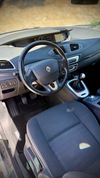 Renault Grand Scenic LIMITED 7 PLAZAS 1.5 dCi