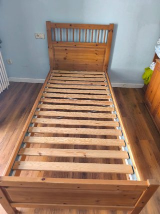 Cama madera maciza + colchón 90x190