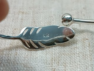 Pulsera Plata Diseño Pluma y Bolita