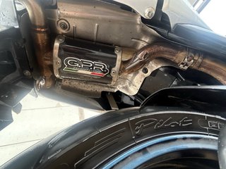 Suzuki GSR 600