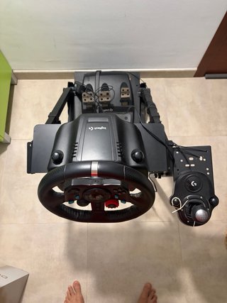 Logitech G28 con soporte
