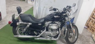 Harley-Davidson Sportster Negra