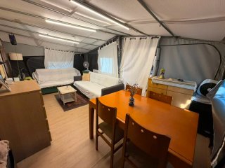 Vendo caravana fija en camping la Masia en Blanes