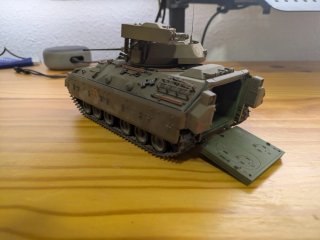 Maqueta M2 Bradley 1/35 Montada