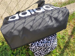 Bolsa deportiva Adidas negra 55x28x22cm