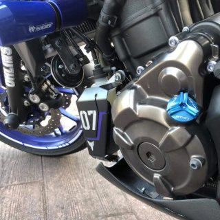 Yamaha MT-07 2017 A2 (Öhlins y LeoVince)