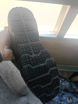 Zapatillas de seguridad negras Paredes  a estrenar