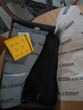 Zapatillas de seguridad negras Paredes  a estrenar