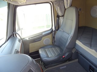 Volvo FH 440-CAMIONES CISTERNAS