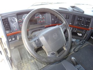 Volvo FH 440-CAMIONES CISTERNAS