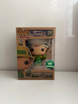 Funko Pop! Farmer Freddy 211