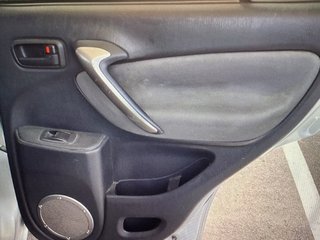 Toyota Rav4 1.8 Luna 4x4