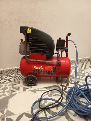 Compresor CEVIK Rojo