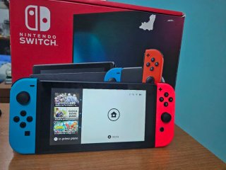 Nintendo Switch Console + Joy-Con Blu/Ros