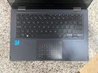 Portátil ASUS VivoBook Go 14 Flip TP1400KA