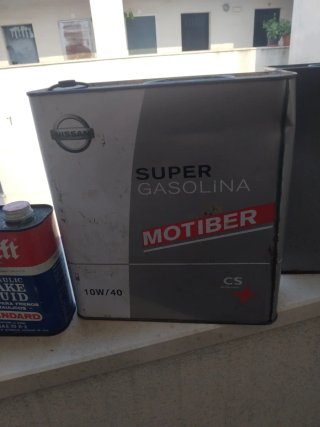 Lata de aceite (Elf, Nissan, Selenia)