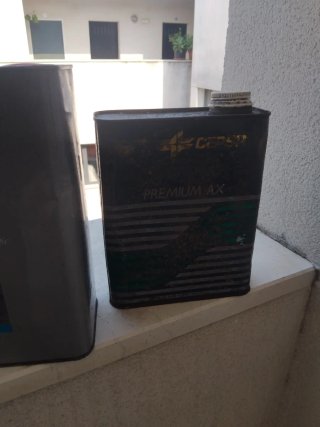 Lata de aceite (Elf, Nissan, Selenia)