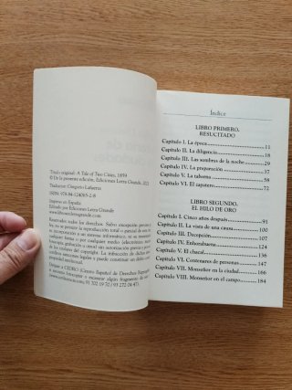 Historia de Dos Ciudades de Ediciones Letra Grande