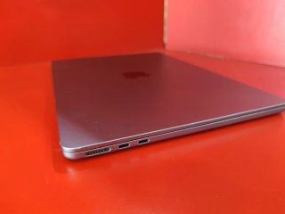 MacBook Air 13 M2 2022 16+512GB
