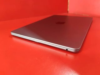MacBook Air 13 M2 2022 16+512GB