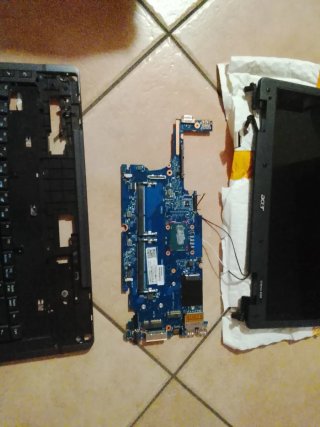 Acer Portatile Schermo Nero